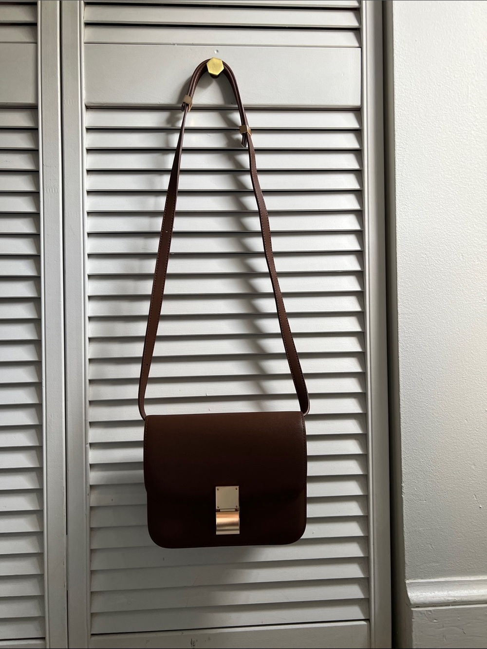 Classic Brown Leather Crossbody Bag